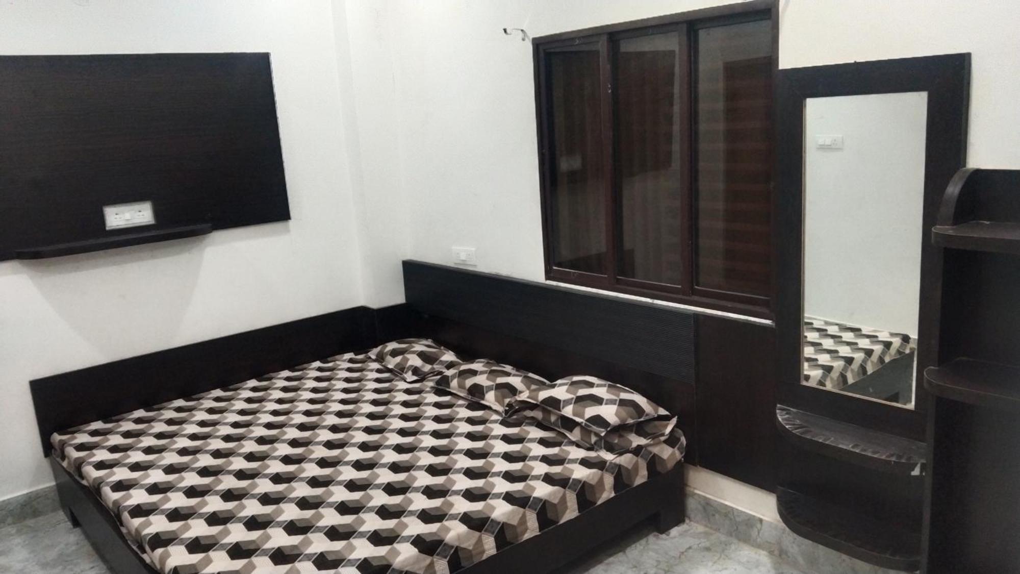 Mangal Dham, Deoghar Otel Oda fotoğraf