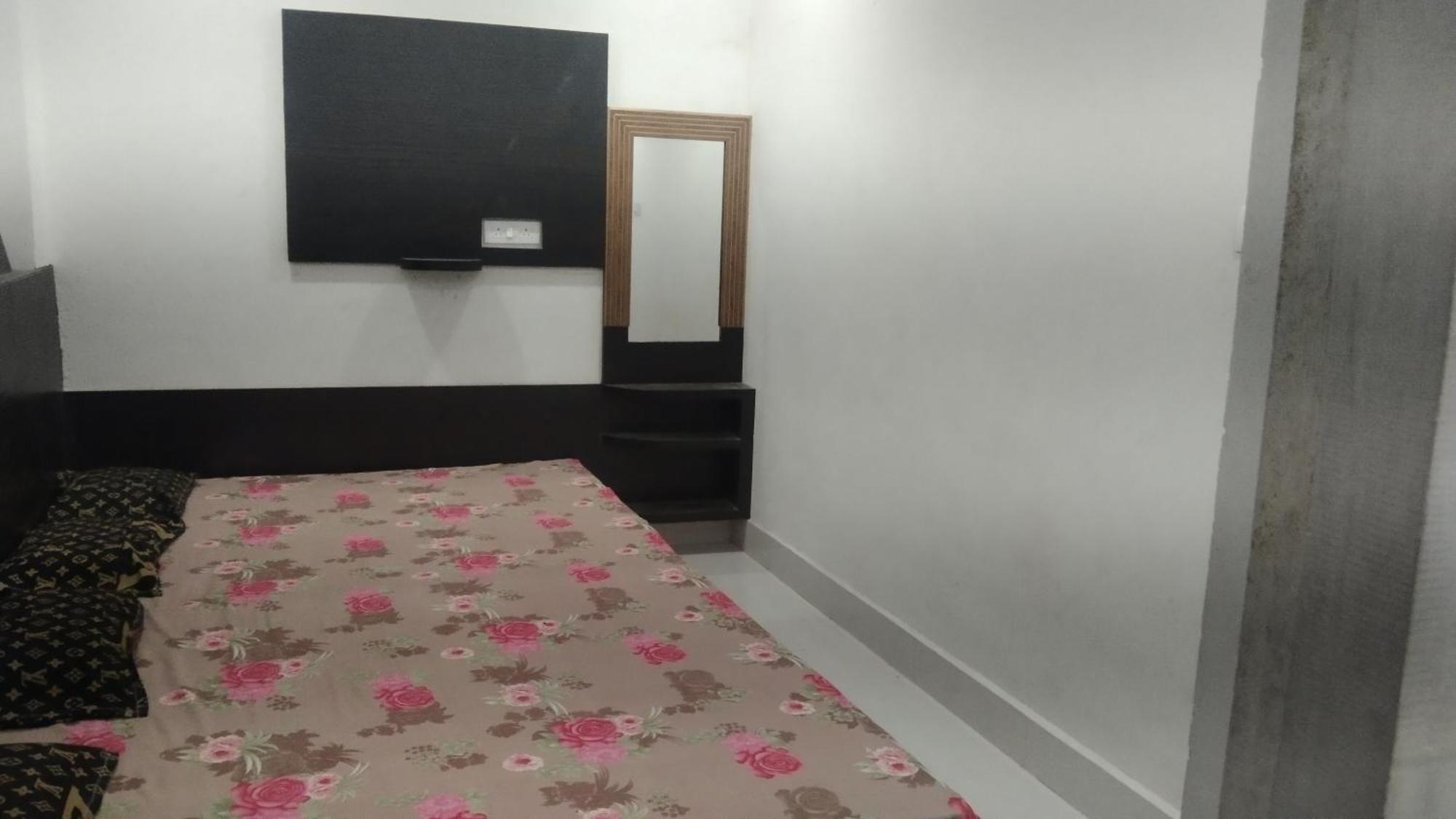 Mangal Dham, Deoghar Otel Oda fotoğraf